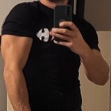 Caut sa stau in chirie impreuna cu o fata sau cu o doamna fara obligatii